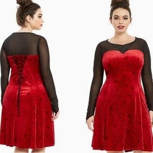 Hot Topic // Once Upon A Time - Regina Mills Dress // Size 3